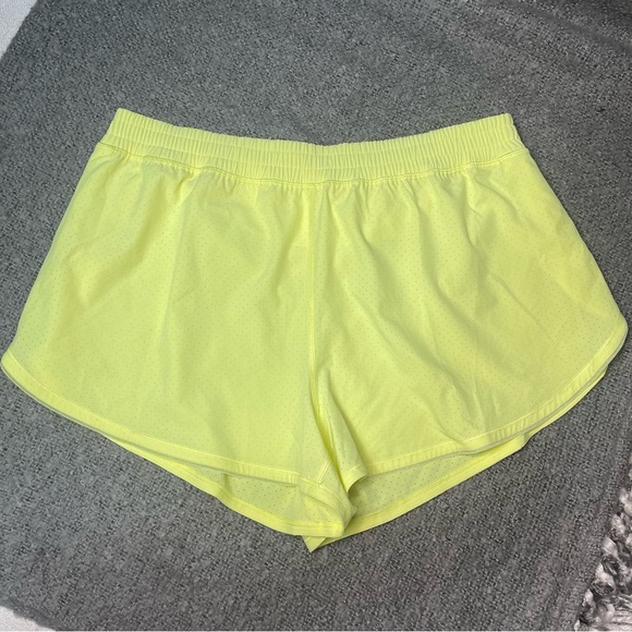 Lululemon Surefire Short High Rise Swift Athletic Shorts Florid Flash 12 - Picture 4 of 10